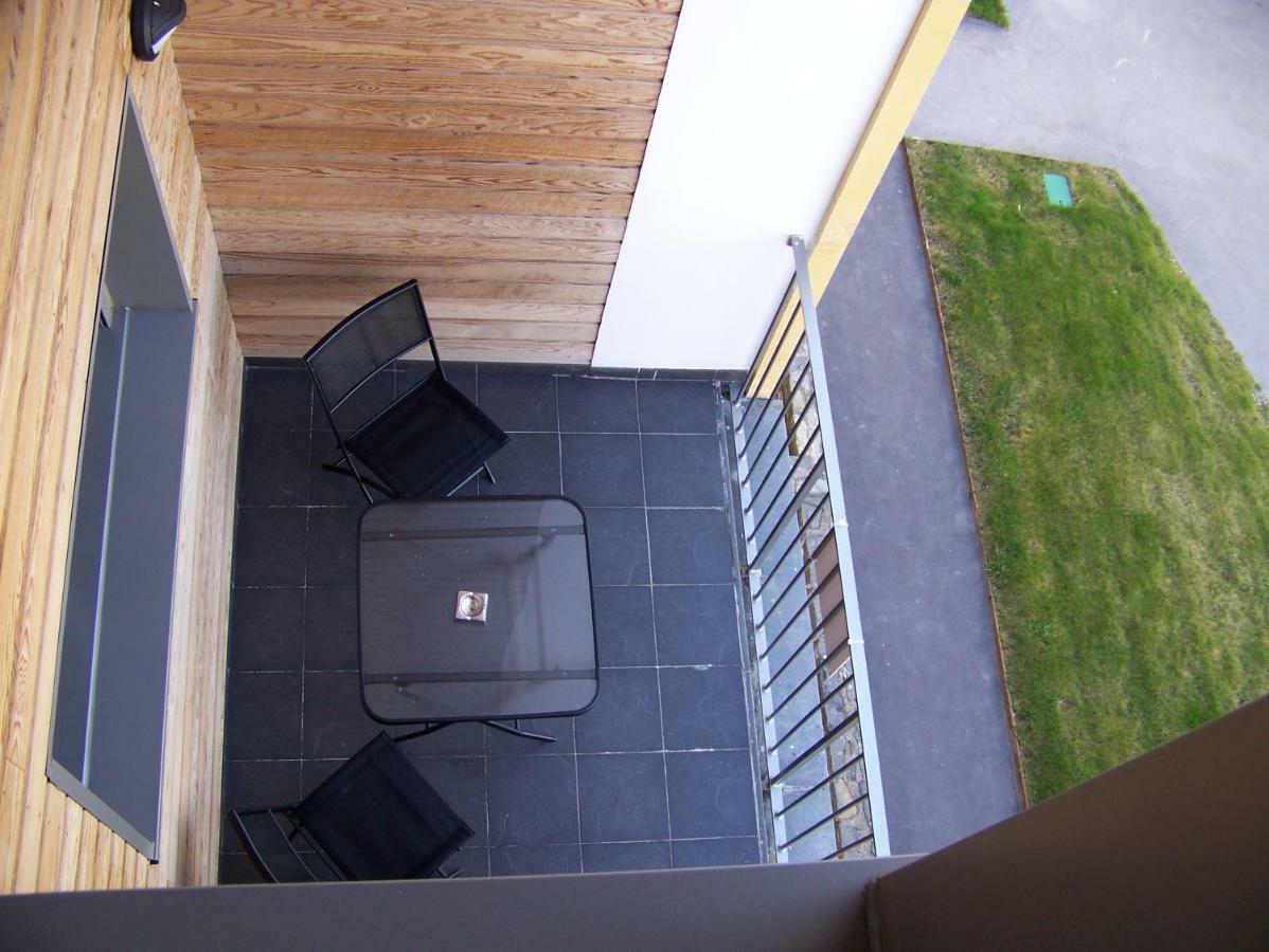 Duplex 3 Dormitorios Sabinanigo Bagian luar foto